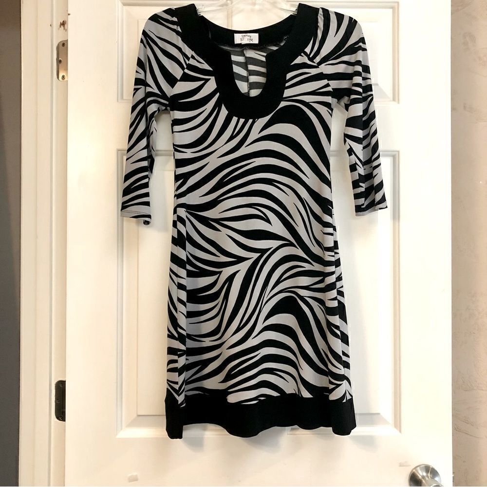Sweet Storm Women’s Zebra Gray and White Striped Dress Size Small